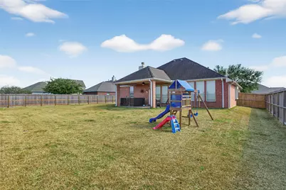 9702 Inwood Circle, Baytown, TX 77523 - Photo 31