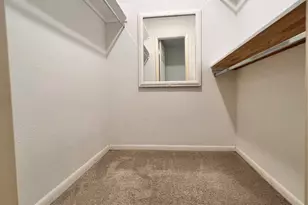 3005 Walnut Bend Ln, Houston, TX 77042 - Photo 13