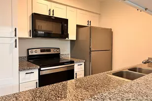 3005 Walnut Bend Ln, Houston, TX 77042 - Photo 5