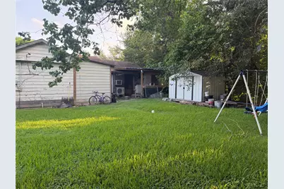 2305 Windsor Lane, Pasadena, TX 77506 - Photo 9