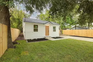 2805 2nd Ave N, Texas City, TX 77590 - Photo 3