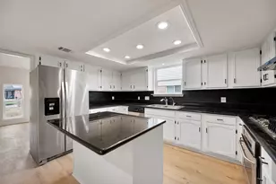 3835 Green Crest Dr, Houston, TX 77082 - Photo 13