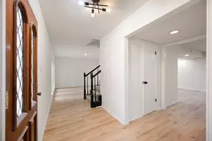 3835 Green Crest Dr, Houston, TX 77082 - Photo 3