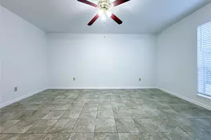 9201 Clarewood Dr, Houston, TX 77036 - Photo 9