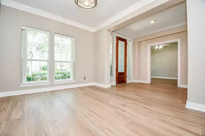 2227 Upland Park Drive, Sugar Land, TX 77479 - Photo 7