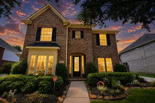 2227 Upland Park Dr, Sugar Land, TX 77479 - Photo 3