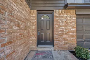 6 N Waxberry Rd, The Woodlands, TX 77381 - Photo 5