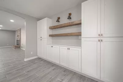 6 N Waxberry Road, The Woodlands, TX 77381 - Photo 13