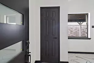 30 Crestbriar Ct, Baytown, TX 77521 - Photo 3