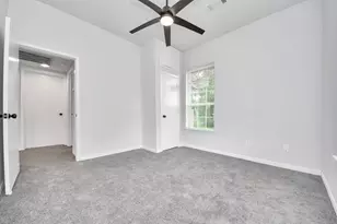 114 N Holmes St, La Porte, TX 77571 - Photo 17