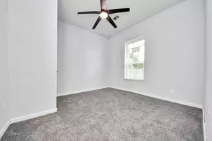 114 N Holmes St, La Porte, TX 77571 - Photo 23