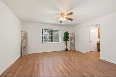 10411 Glenkirk, Houston, TX 77089 - Photo 13
