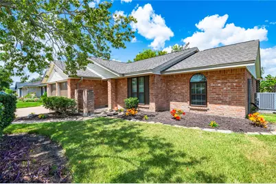 10411 Glenkirk, Houston, TX 77089 - Photo 3