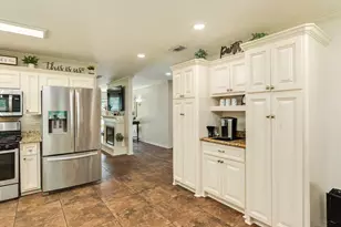 112 Lillian Dr, West Columbia, TX 77486 - Photo 15
