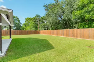 112 Lillian Dr, West Columbia, TX 77486 - Photo 33