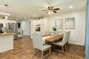 112 Lillian Dr, West Columbia, TX 77486 - Photo 19