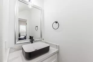 1273 Dewalt St, Houston, TX 77088 - Photo 15