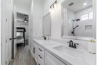 1273 Dewalt Street, Houston, TX 77088 - Photo 19