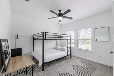 1273 Dewalt Street, Houston, TX 77088 - Photo 23