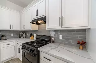 1273 Dewalt St, Houston, TX 77088 - Photo 7