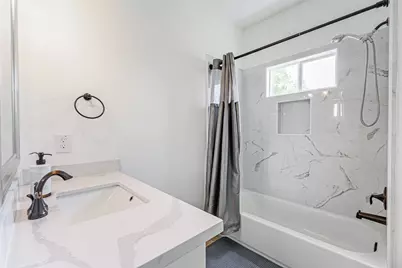 1273 Dewalt Street, Houston, TX 77088 - Photo 25