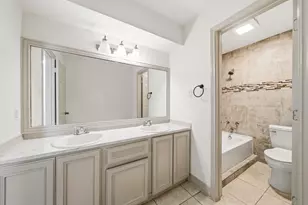 9 Robin Dr, Alvin, TX 77511 - Photo 17