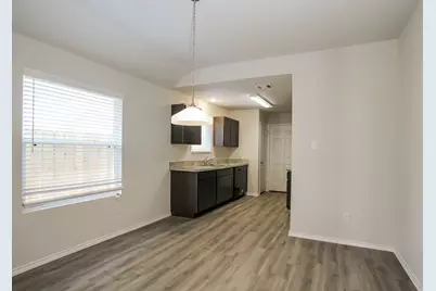 8719 J C Oaks Circle, Houston, TX 77028 - Photo 3