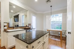 7515 Shady Villa Walk, Houston, TX 77055 - Photo 9