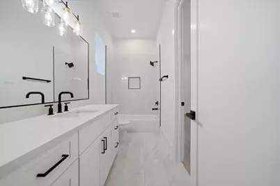 837 W 25th Street, Houston, TX 77008 - Photo 21