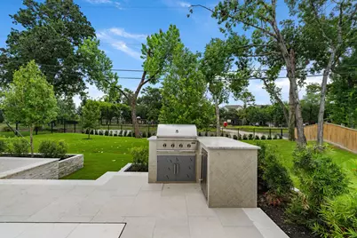 8412 Lofland Drive, Houston, TX 77055 - Photo 35