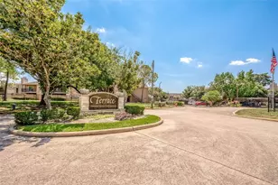 10555 Turtlewood Ct, Houston, TX 77072 - Photo 1
