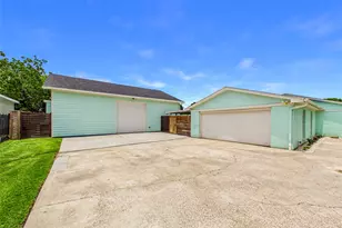 1212 Delores St, Kemah, TX 77565 - Photo 7