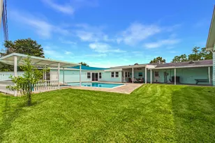 1212 Delores St, Kemah, TX 77565 - Photo 41