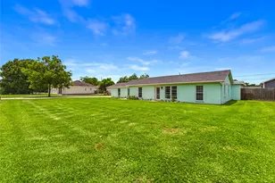 1212 Delores St, Kemah, TX 77565 - Photo 5