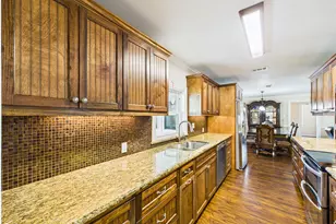 1212 Delores St, Kemah, TX 77565 - Photo 17