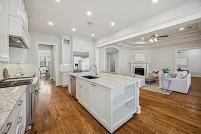 1802 Wakefield Drive, Houston, TX 77018 - Photo 19