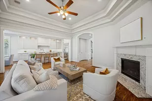 1802 Wakefield Dr, Houston, TX 77018 - Photo 1