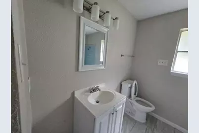 4306 Gatewood Road, Crosby, TX 77532 - Photo 9