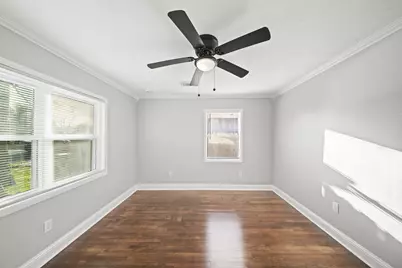 702 S Nugent Street, La Porte, TX 77571 - Photo 5