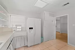 7357 Brace St, Houston, TX 77061 - Photo 5