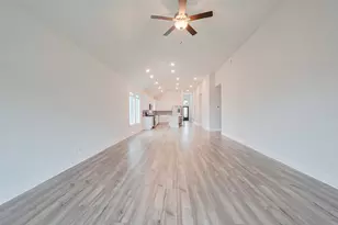 200 Catalina Cove Dr, Katy, TX 77493 - Photo 11