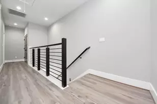 604 W 28th St, Houston, TX 77008 - Photo 11