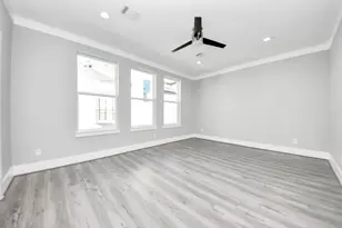 604 W 28th St, Houston, TX 77008 - Photo 13