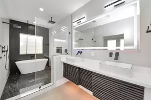 604 W 28th St, Houston, TX 77008 - Photo 15