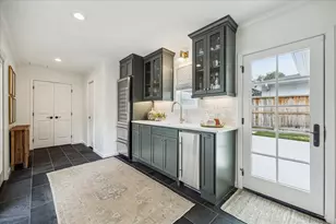 5655 Overbrook Ln, Houston, TX 77056 - Photo 21