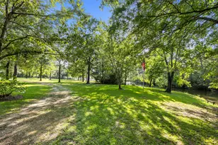 5000 Moody Dr, Montgomery, TX 77316 - Photo 3