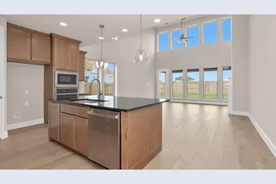 18410 Shaded Sylvan Path, Manvel, TX 77578 - Photo 5