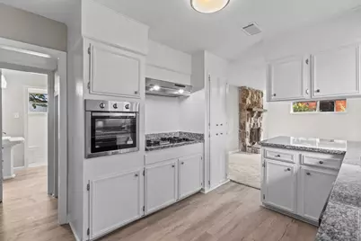 2013 17th Avenue N, Texas City, TX 77590 - Photo 11