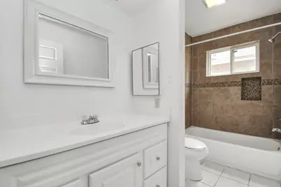 10131 Kent Towne Ln, Sugar Land, TX 77498 - Photo 33