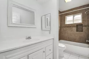 10131 Kent Towne Ln, Sugar Land, TX 77498 - Photo 33